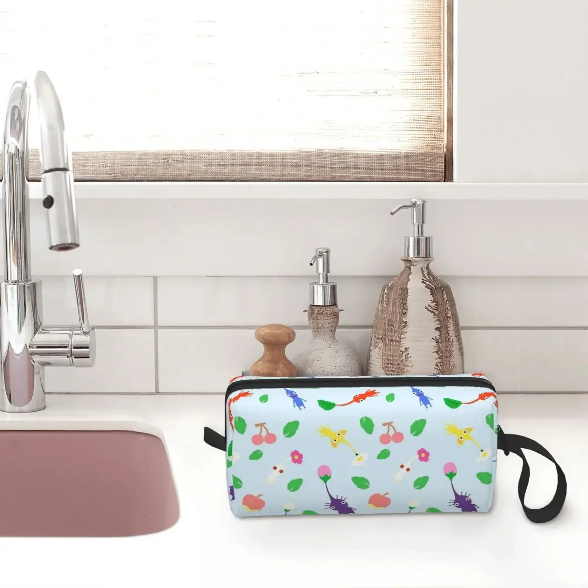 Cute Pikmin Pattern Blue Makeup Bag Pouch Cosmetic Bag for Men Women Toiletry Bag Dopp Kit