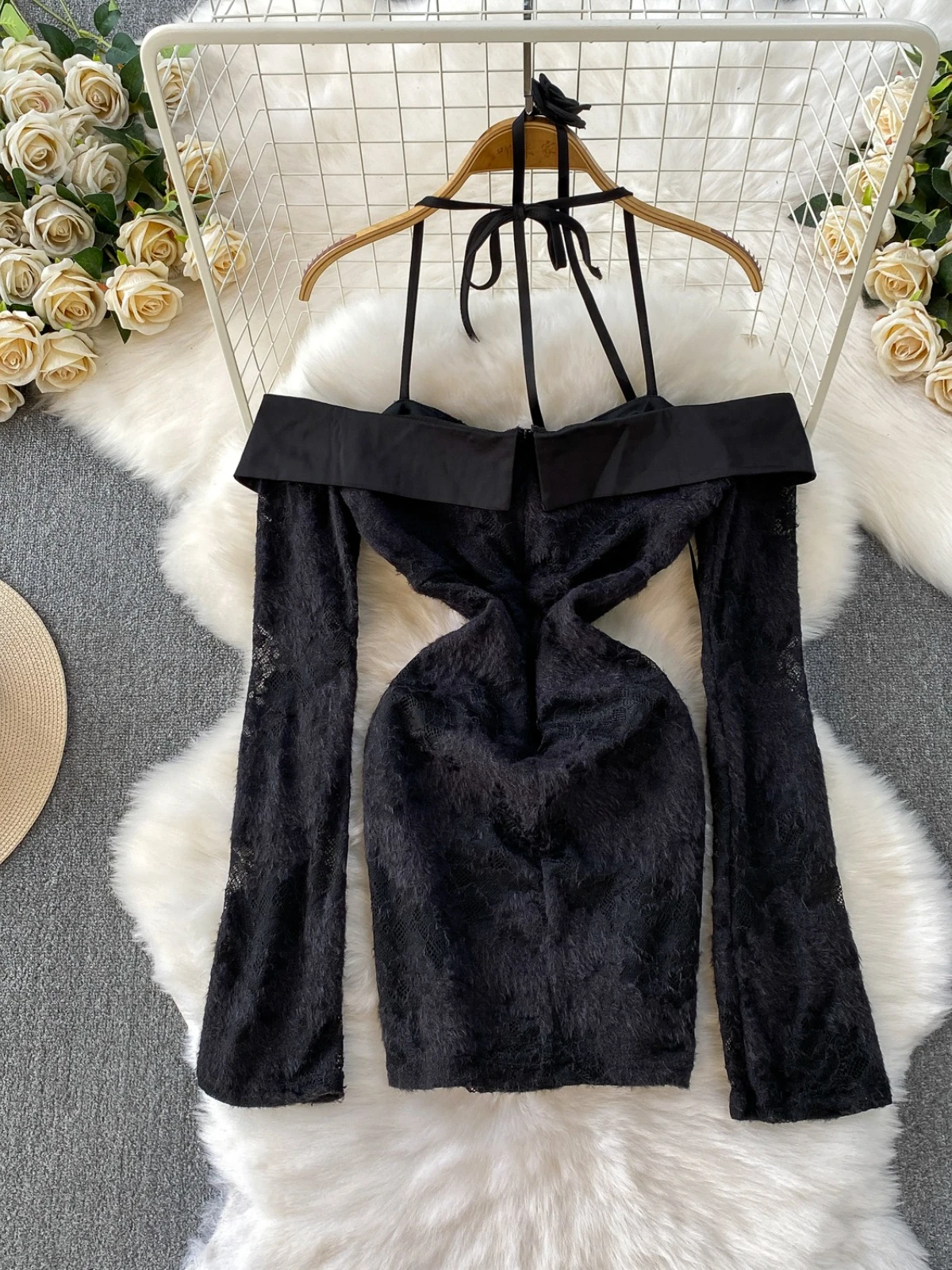 Foamlina 2025 New Women's Lace Dress Solid Tie-up Halter Neck Off Shoulder Long Sleeve 3D Flower Detail Slim Bodycon Party Dress