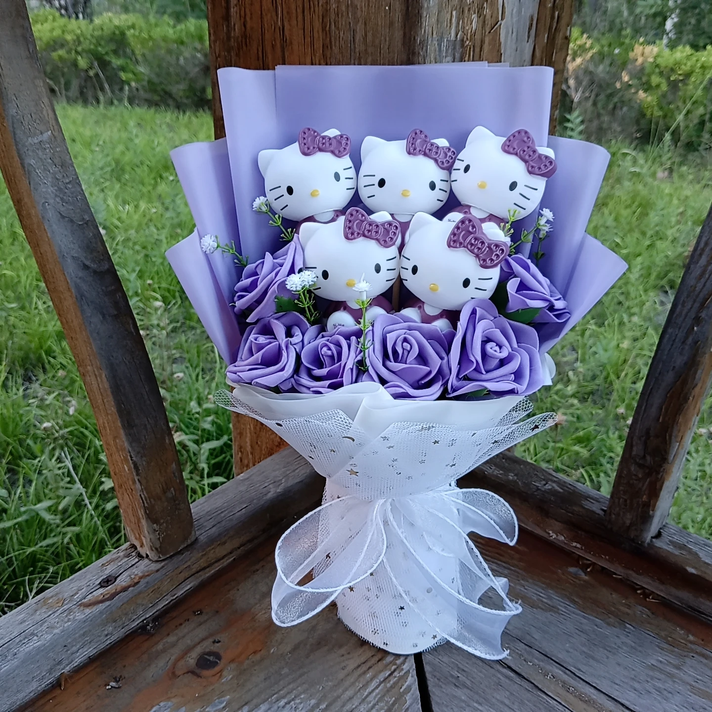 Hello Kitty Plüschstrauß mit Rose Kawaii Anime Flauschige Plüschpuppe Weihnachten Valentinstag Urlaub Geburtstagsgeschenk