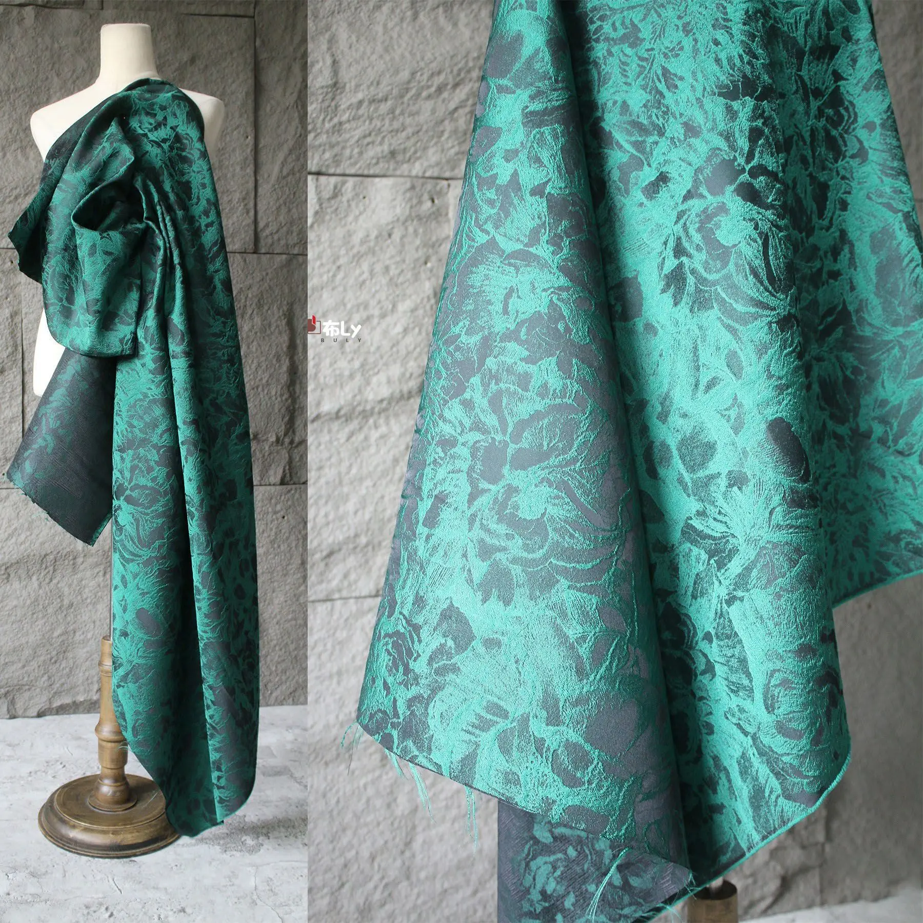 vintage-green-oil-painting-jacquard-fabric-for-qipao-dress-coat-pants-fashion-designer-clothing-material