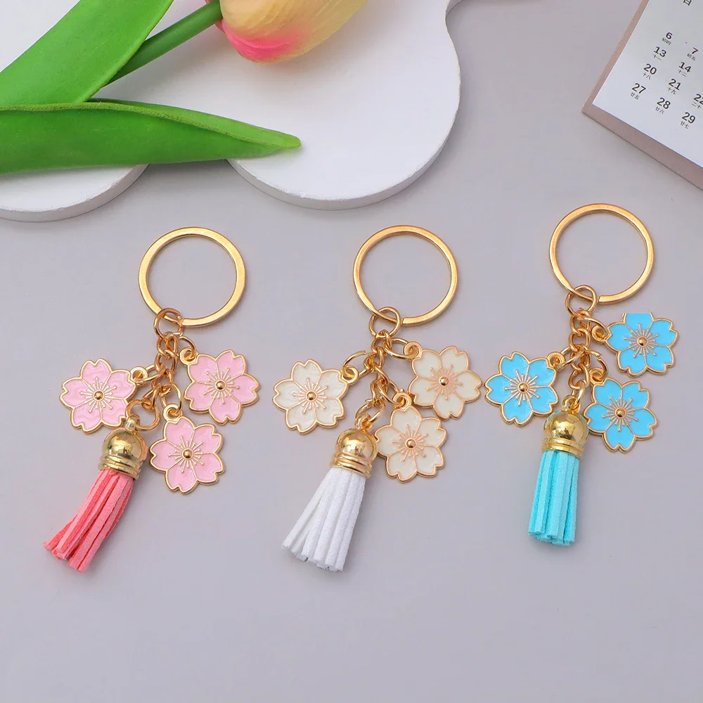 Neo-chinese Style Flower Keychain Cute Alloy Sakura Key Ring with Tassel Pendant for Women Bag Car Decor DIY Accessories Gift