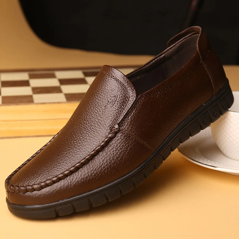 XIHAHA Man Genuine Leather Sandals Casual Slip-On Oes for Middle-Aged and Men's Breathable Hollow Out Design Comfortable Sneaker