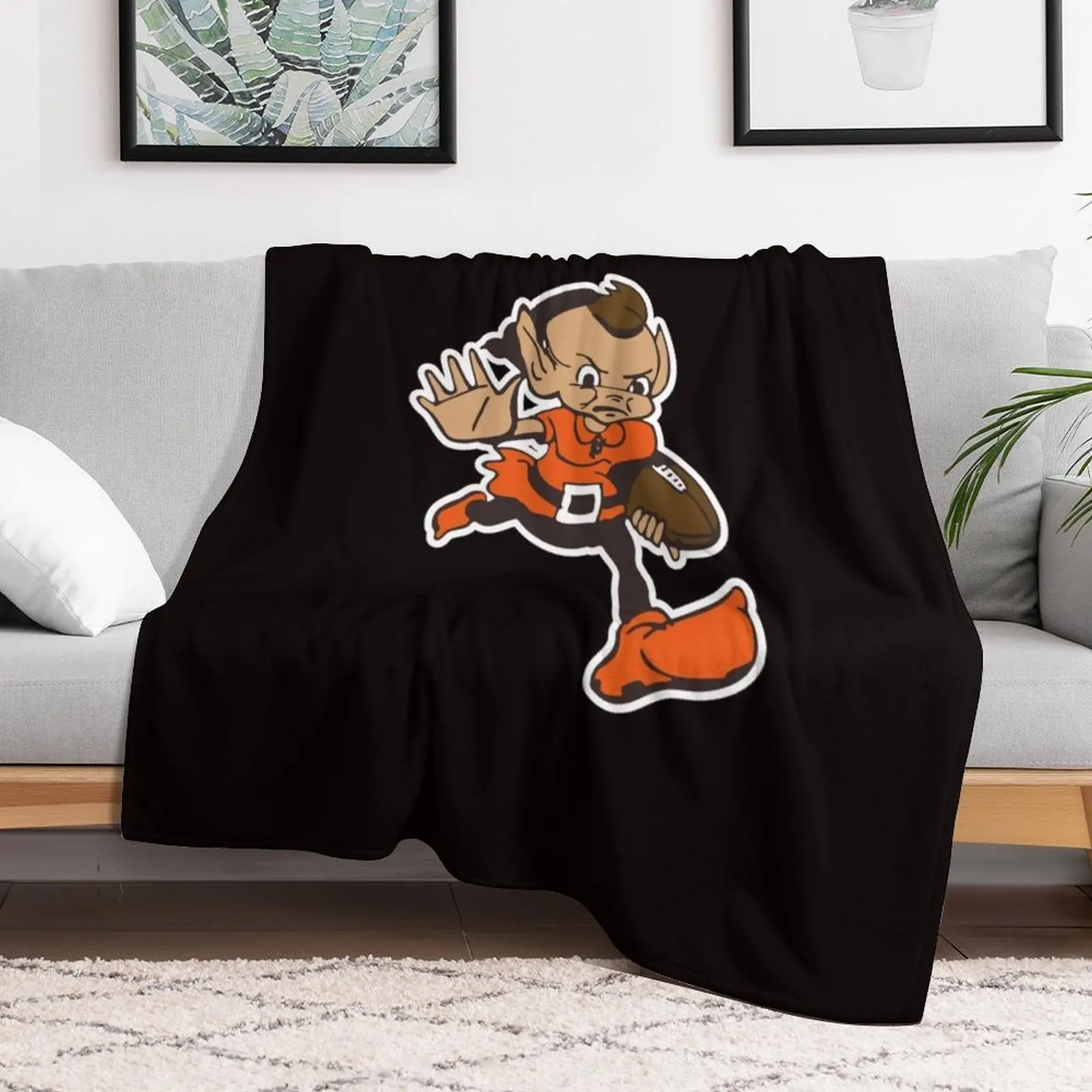 Old School Brownie the Elf Classic Throw Blanket Stylish Decor Blanket Gift for Friends Roommate