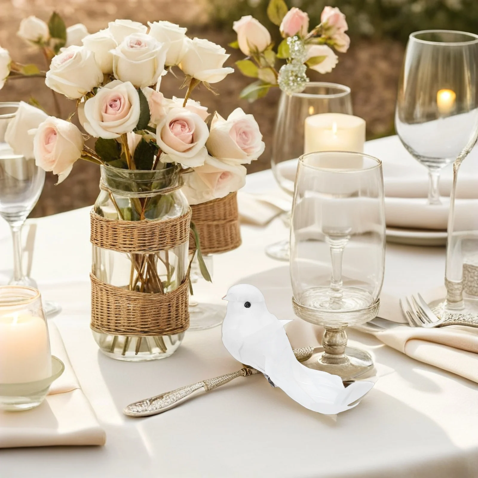 

6Pcs Realistic White Artificial Doves Lightweight Decorative Birds for Wedding Party Craft Decorations Christmas Tree Ornaments