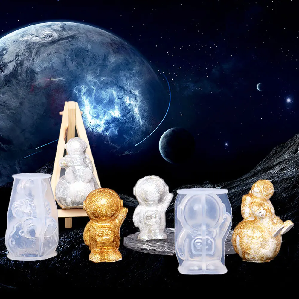 For Fun Astronaut Sculpture Candle Silicone Molds DIY Lunar Human Aromath Soap Cosmonaut Chocolate Cube Mould Home Decoration