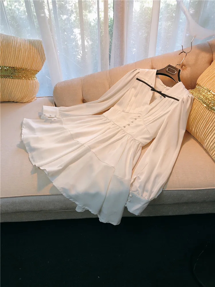 

Retro Gentle Sle Long Sve V-Ne Waist-Cinching Slimming Early Autumn Dr Ele Classy A-Line Skirt Polyester Fiber