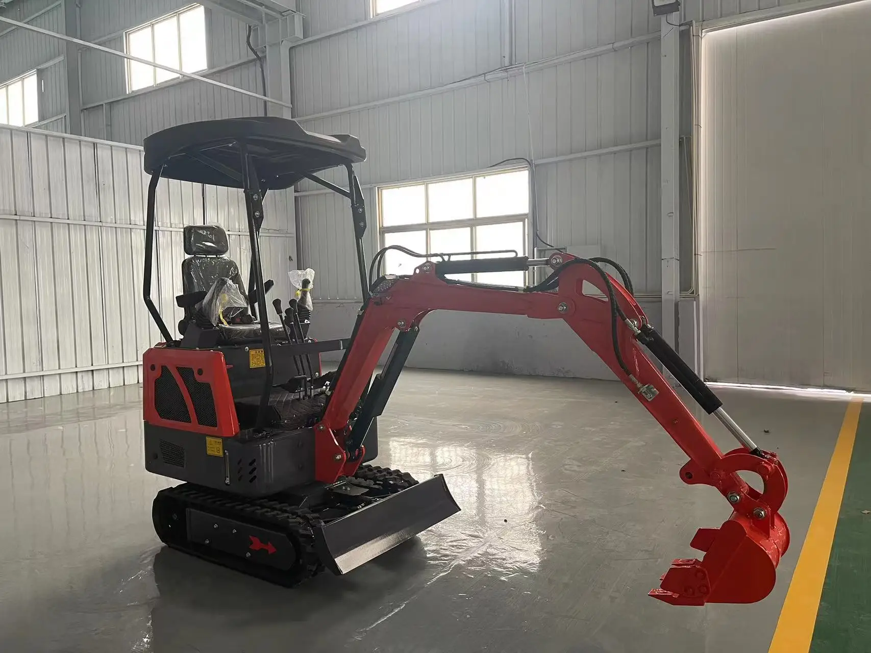 

Компактный гидравлический мини-экскаватор 1,5 тонны, 1,8 тонны, садовое строительное оборудование