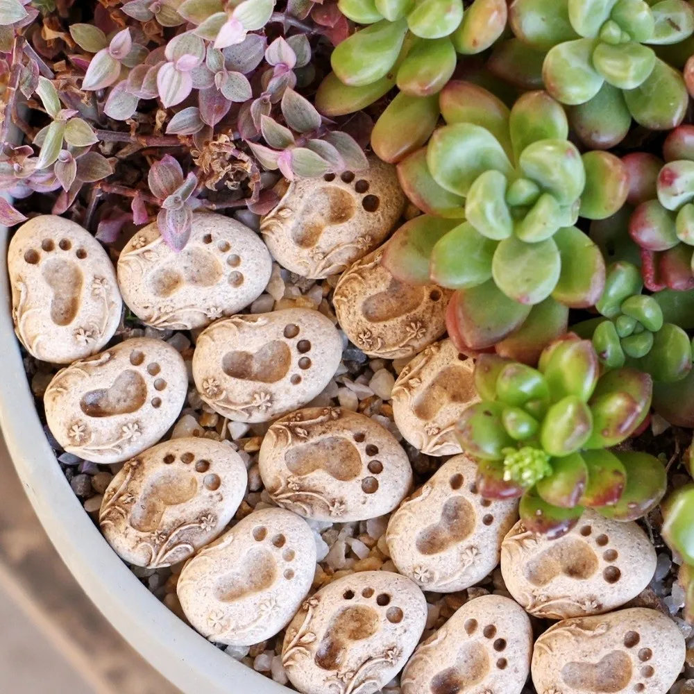 20PCS Resin Footprint Stepping Stones Decorative Realistic Texture Potted Footprint Ornament Small
