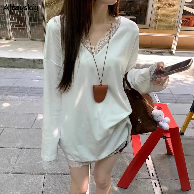 

Футболки с длинным рукавом, женские осенние милые футболки с v-образным вырезом для девочек, кружевной лоскутный дизайн, базовая внутренняя часть, минималистичный стиль, Ulzzang, универсальные, повседневные
