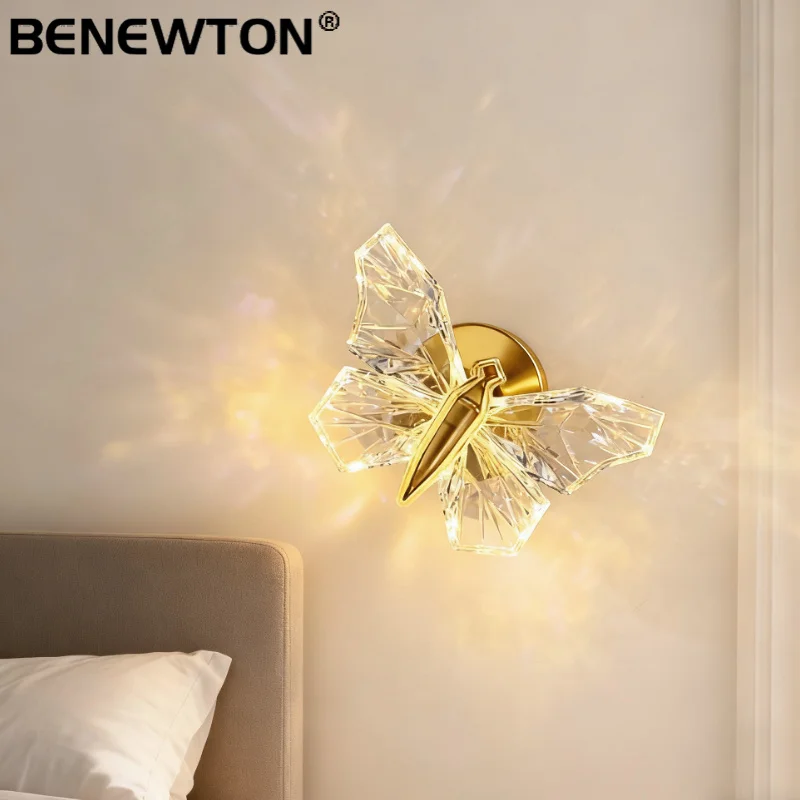 LED Butterfly Wall Lamp 360° Rotation Creative Nordic Bedside Wall Sconce Hallway Bedroom Living Room LED Indoor Luxury Lighting