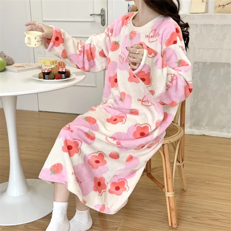 Coral Velvet Nightgown Female Autumn and Winter Thickened Flannel Flannel Cartoon Pajamas in the Long Section of Warm Sleepwear