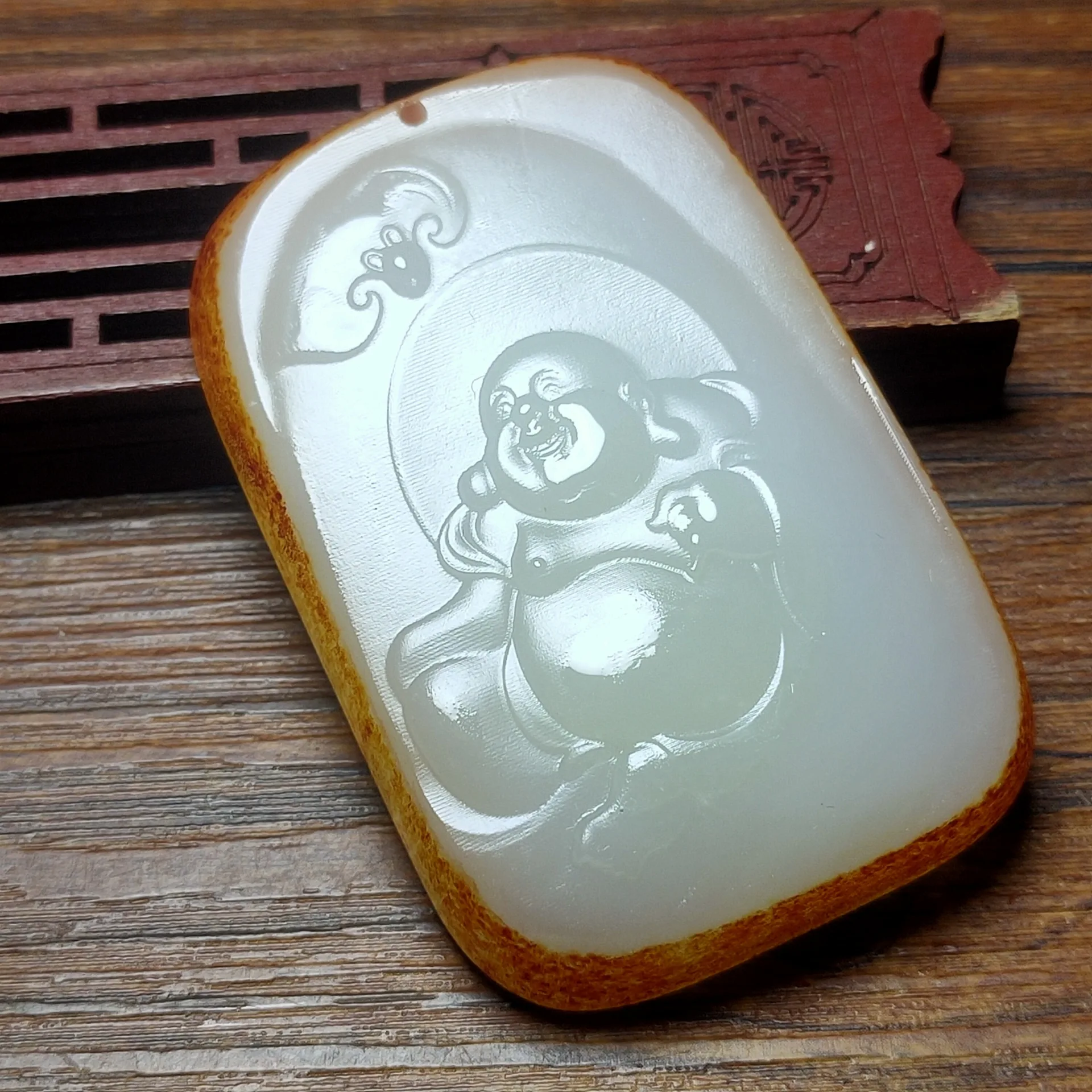Afghan jade imitation original skin Maitreya Buddha fortune in front of eyes white jade pendant male and female jade pendant