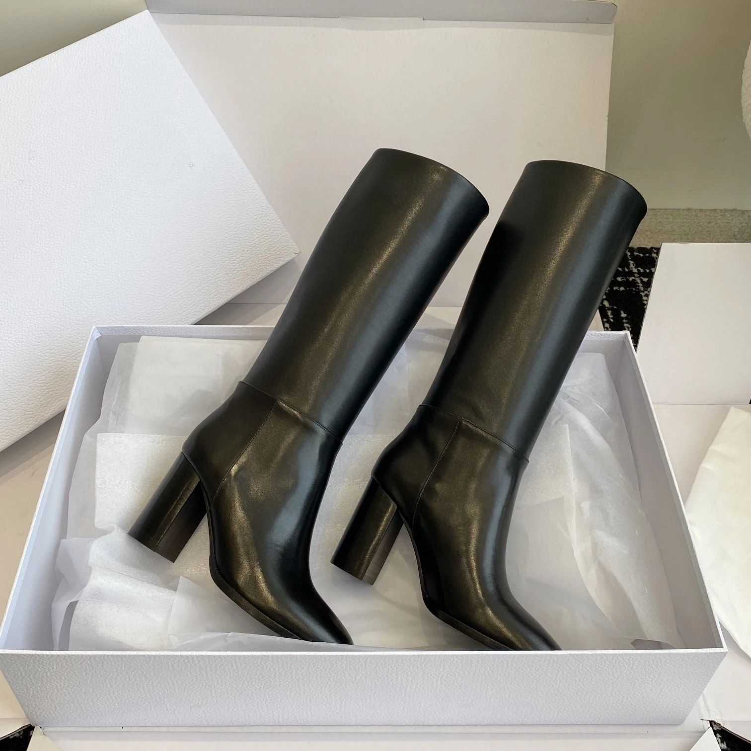 

Hot Sale Women's calf boots Knee-high boots for women Ladies' knight boots Genuine leather round head 8-10 cm thick heel 35-40