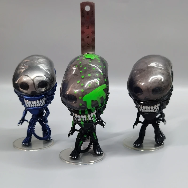 Xenomorph - 10cm Action Figure Alien Model, Desktop Statue, Collectible Toy & Gift