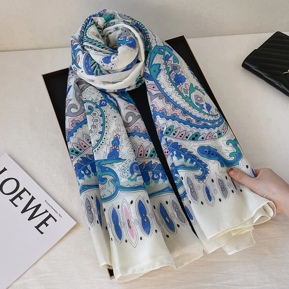 

2024 Cotton and Linen Scarf Fashion Scarves Four Seasons Square Kerchief Luxury Leopard Print Bandannas Popular Sunscreen YC718