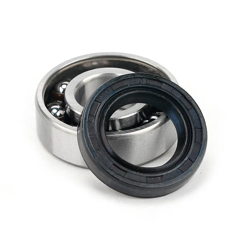 TC-24*32*34*35*36*38*40*42*43*45*47*48*50*52*4/5/6/7/8/9/10/12 NBR Shaft Oil Seal Nitrile Covered Double Lip With Garter Spring