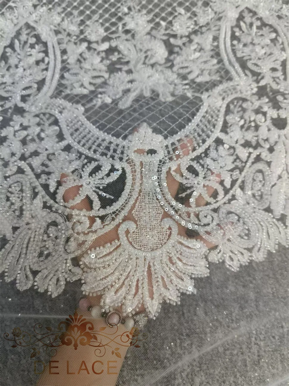 Ręcznie Robiona Luksusowa Francuska Retro Koronka Ślubna Aulic Z Koralikami i Cekinami Haftowana Siatka na Suknię Ślubną Wzór Kwiatowy