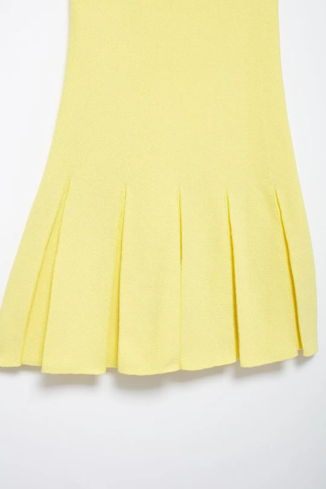 Tangada 2024 Women Solid Yellow Knitted Tank Dress Sleeveless Female Mini Dresses 3H0522