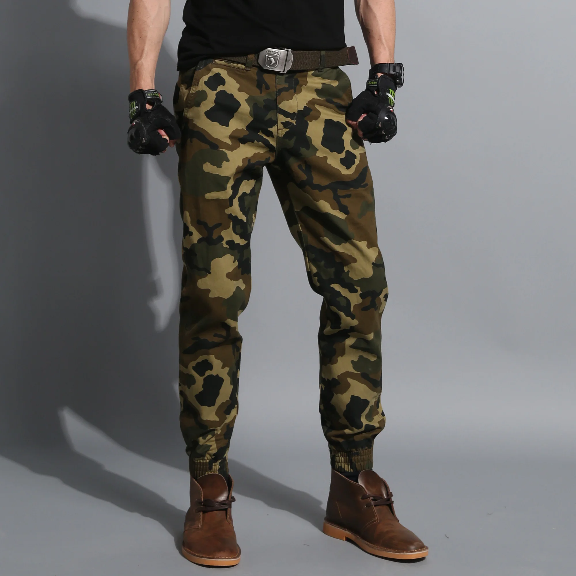 AKARMY Camo Cargo Pants,  Loose Casual Outdoor Pants, Men's Work Pants Outdoors Hiking pants （no belt）