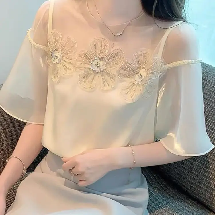 

Short-sleeved Top Chiffon Shirt a Fashionable Elegant Summer Blouse Women