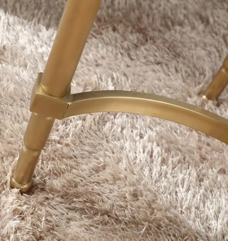 Simple modern corner coffee table, stainless steel titanium round glass corner table