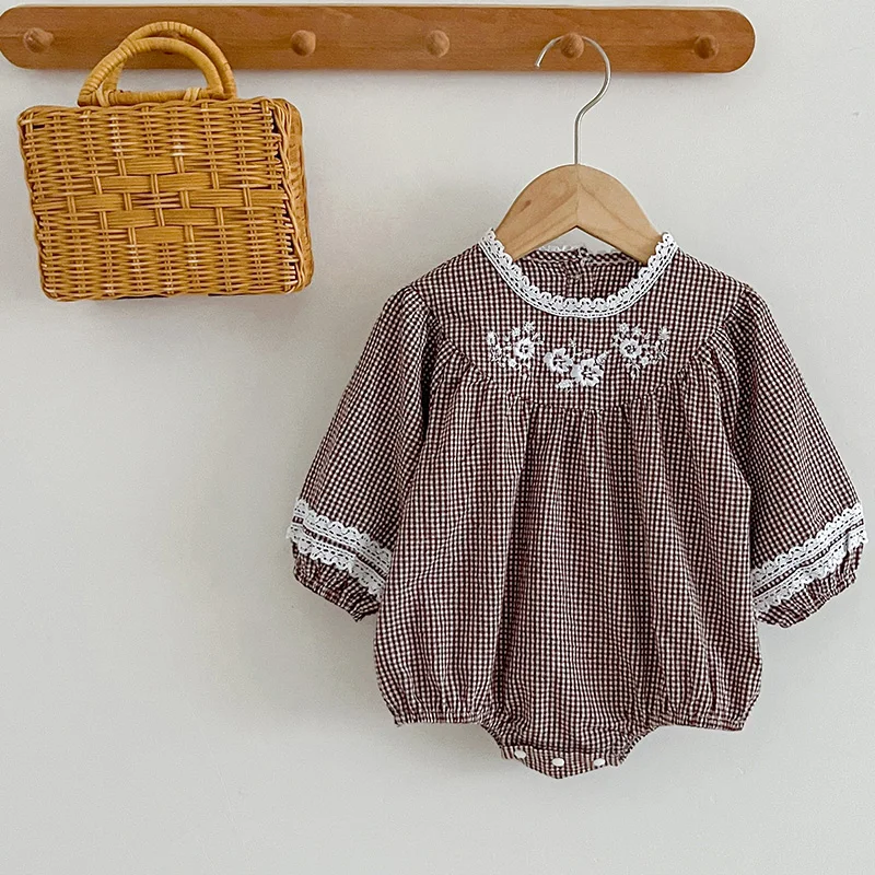 Autumn Newborn Baby Girls Bodysuits Embroider Brown Grid Clothing Cotton Long Sleeve Infant Girls Jumpsuit Spring Baby Clothing