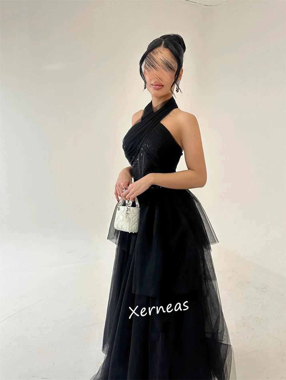 Rede personalizada em camadas lantejoulas halter a linha vestidos longos sob medida ocasião vestido de festa estilo moderno formal elegante alta qualidade
