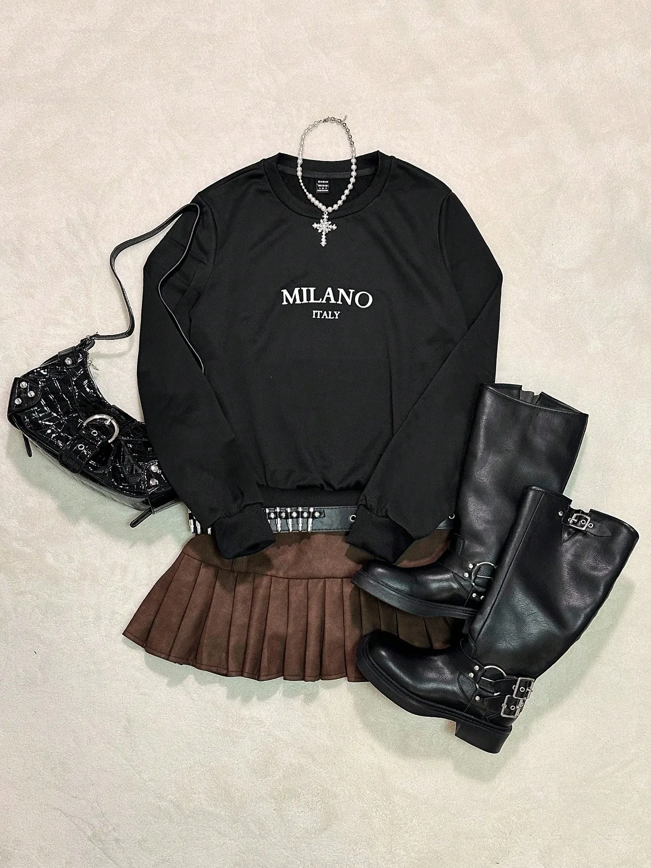 เสื้อสเวตเชิ้ตแขนยาวทรงหลวมสีขาวพิมพ์ลายมิลานอิตาลีสำหรับผู้หญิง ลำลอง ฤดูใบไม้ร่วง ฤดูหนาว