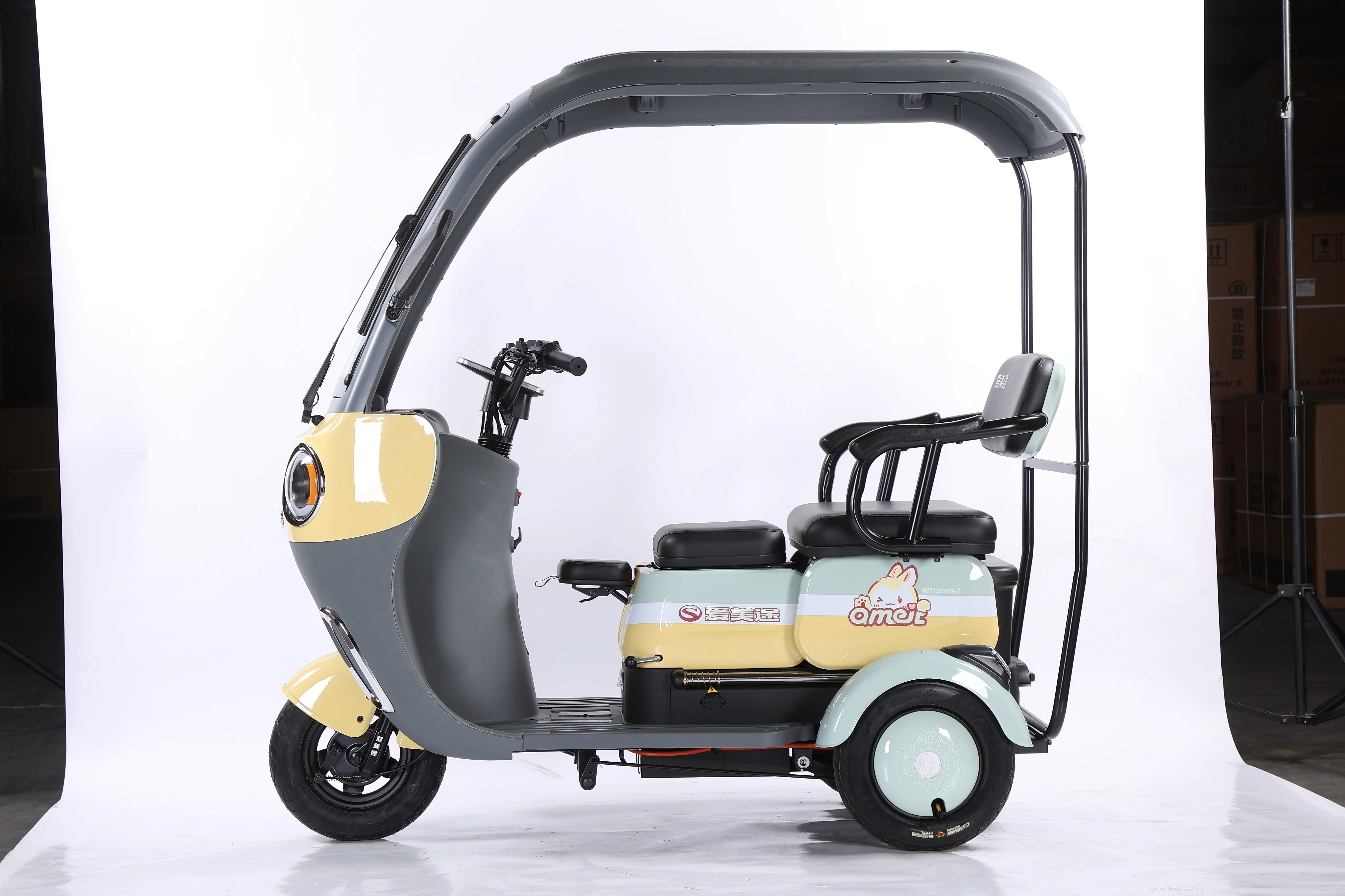 دراجة ثلاثية العجلات ترفيهية للبالغين مع محرك قوي، دراجة ثلاثية العجلات كهربائية للطاقة الخضراء للرحلات القصيرة، إطار سميك، نوع الجسم المفتوح