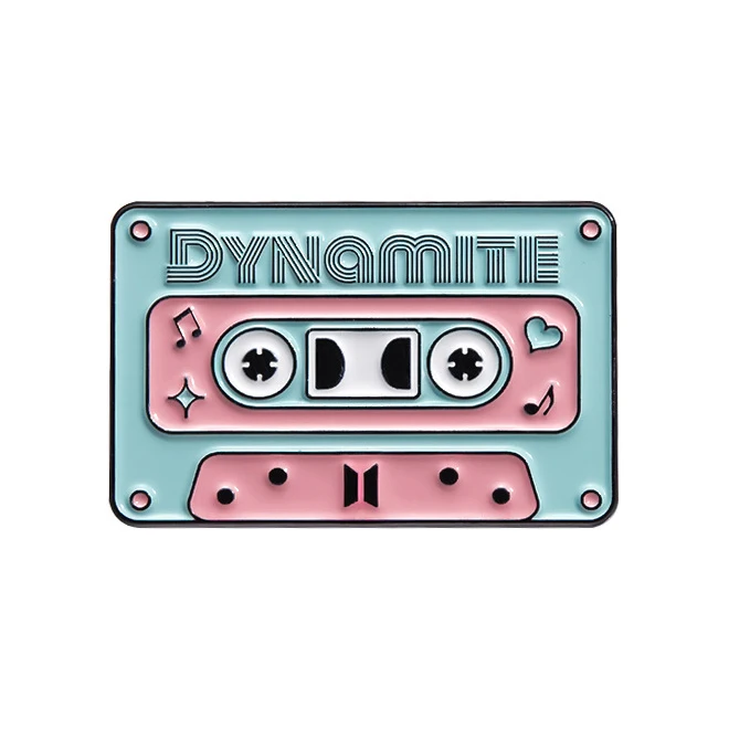 Magnetic tape music series, metal brooch, clothing accessories, necklaces, English styling, versatile accessories, badges