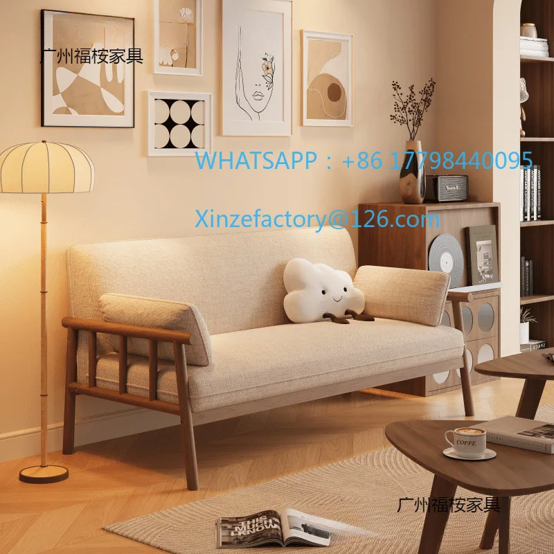 Anpassbarer Doppelzweck-Sofatisch und Stühle aus Vollmassivholz für kleine Wohnungen im japanischen Stil für drei Personen