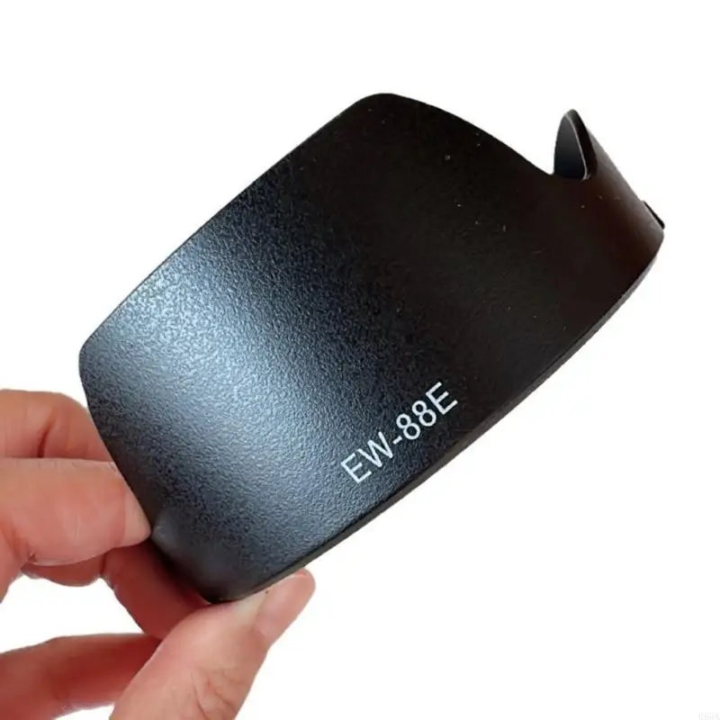 066A EW-88E Camera Lens Cover Presention for RF 24-70mm F2.8 L هو عدسة