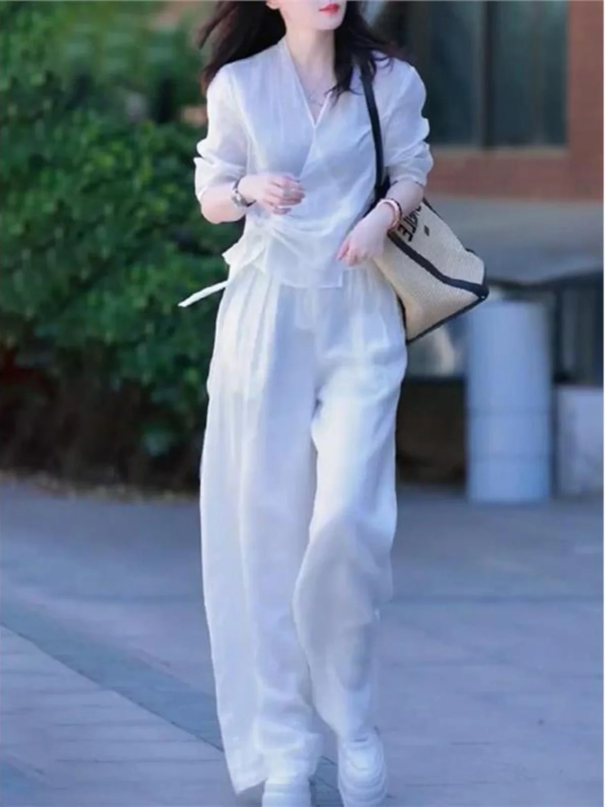 

New 2026 Breathable Anti-Aging V-Neck Belted Top Wide Leg Straight Pants Casual Loose Slimming Two-Piece Set Women Summer