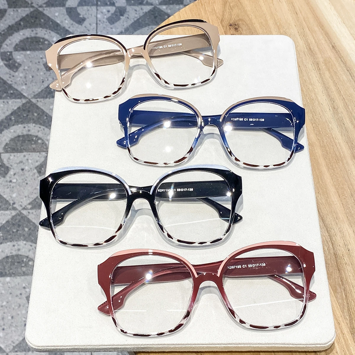 4 Pairs of Women's Gentle, Large, Rounded Square Frame Decorative Glasses, Which Make the Face Look Smaller and More Youthful, with a Fresh and Attractive Appearance, Versatile Plain Glasses Suitable for Daily Commuting, Shopping, Store Visits, Dating, and Travel