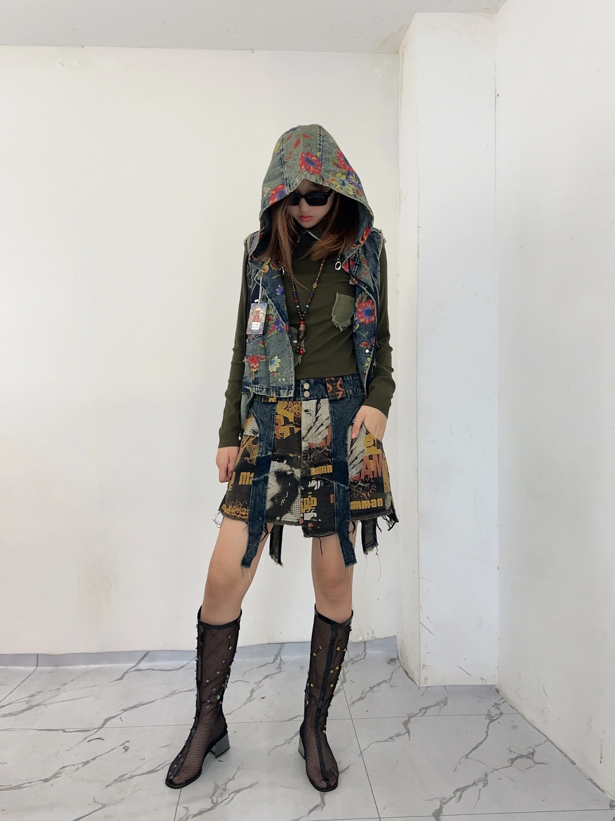 Personalized Trendy Vintage Dress Set Women Printed Denim Hooded Vest + Short Skirt Two-piece Set 2024 Early Autumn ZF134