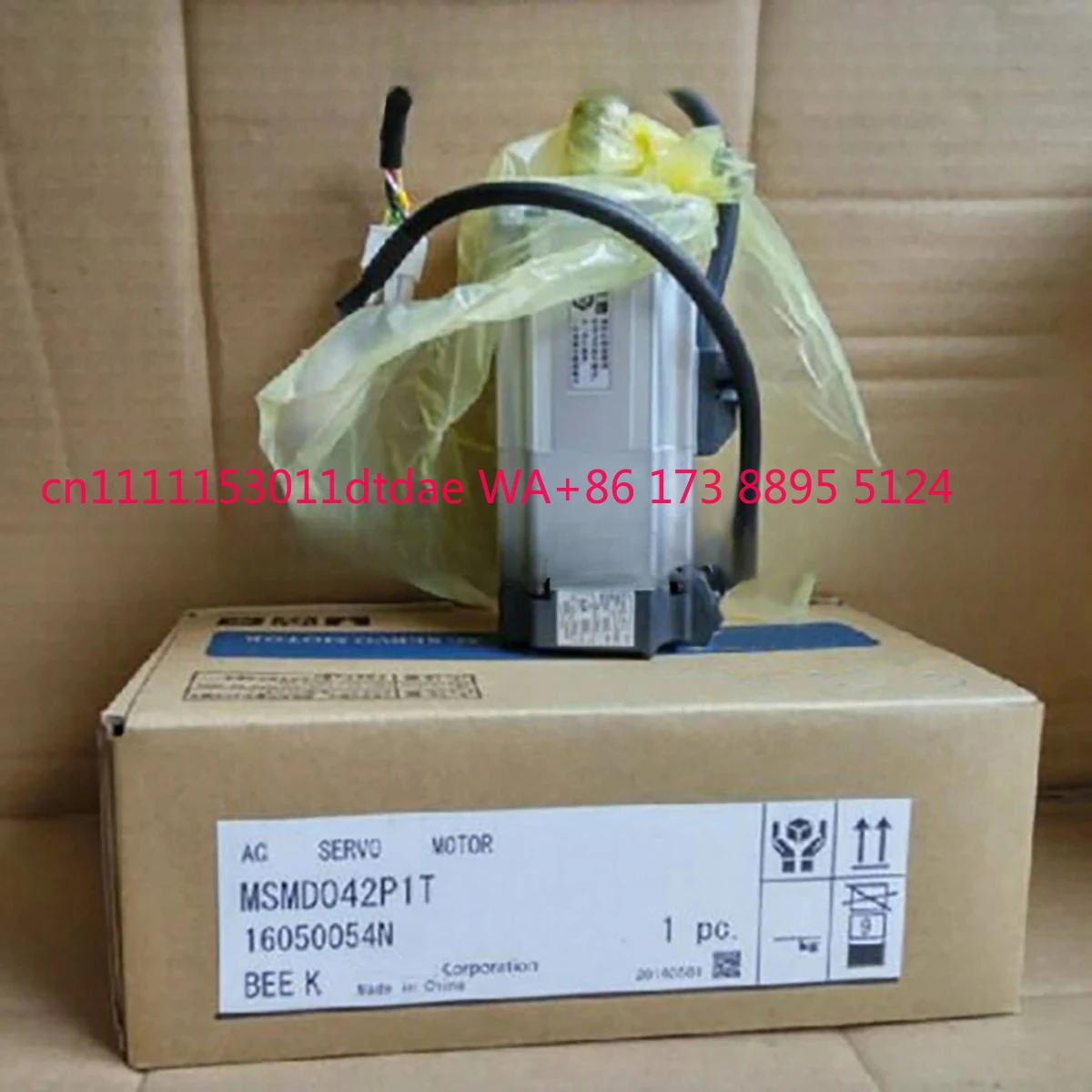 

Новый оригинальный серводвигатель MSMD042P1T