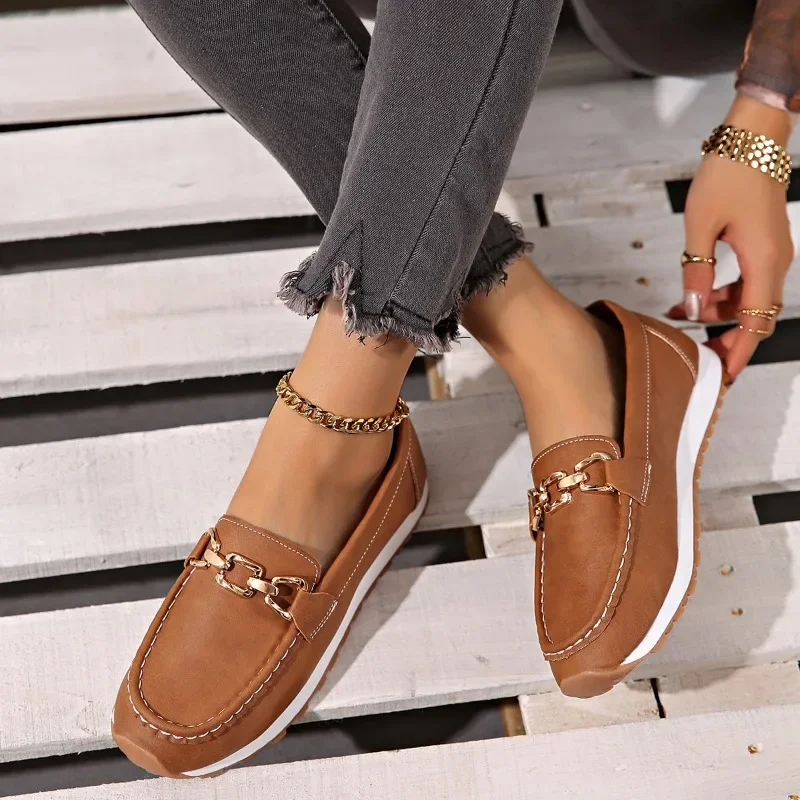 Casual Flats Ladies Shoes 2024 Plus Size Women's Flats Outdoor Women Metal Decoration Round Toe Slip on Soft Bottom Female Shoes