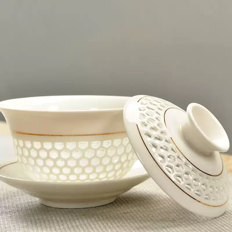 Handpainted Chinese Porcelain Tureen Cup Bowl Set with Lid Ceramic Gaiwan Hollow-Out Design Covered Bowls Cup Saucer New