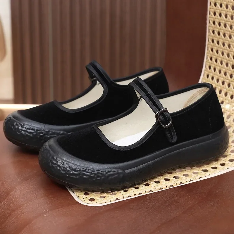 

женская обувь, женские кроссовки, женская обувь, лето 2029.