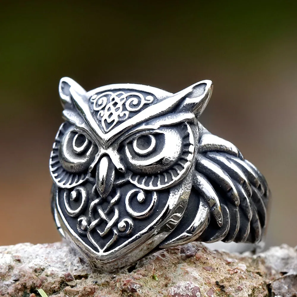 2023 Neu 316L Edelstahl Gotischer Odins Rabenkopf Huginn und Muninn für Herren Vogelring Wikinger Schmuck Amulett-Stil Geschenk