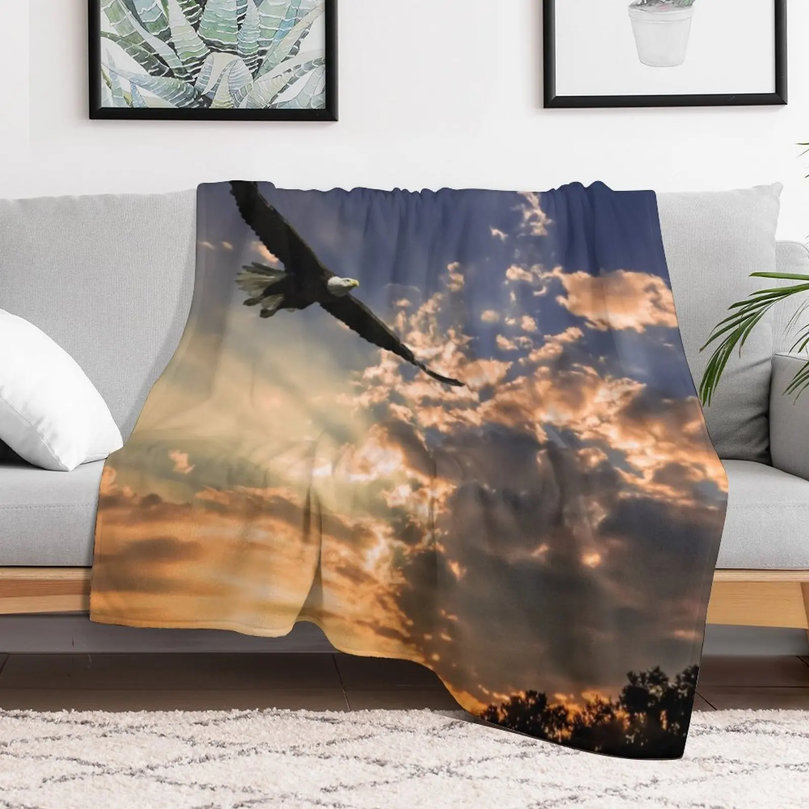 High Soaring Bald Eagle Throw Blanket Beautifuls Sofas Multi-Purpose Blankets