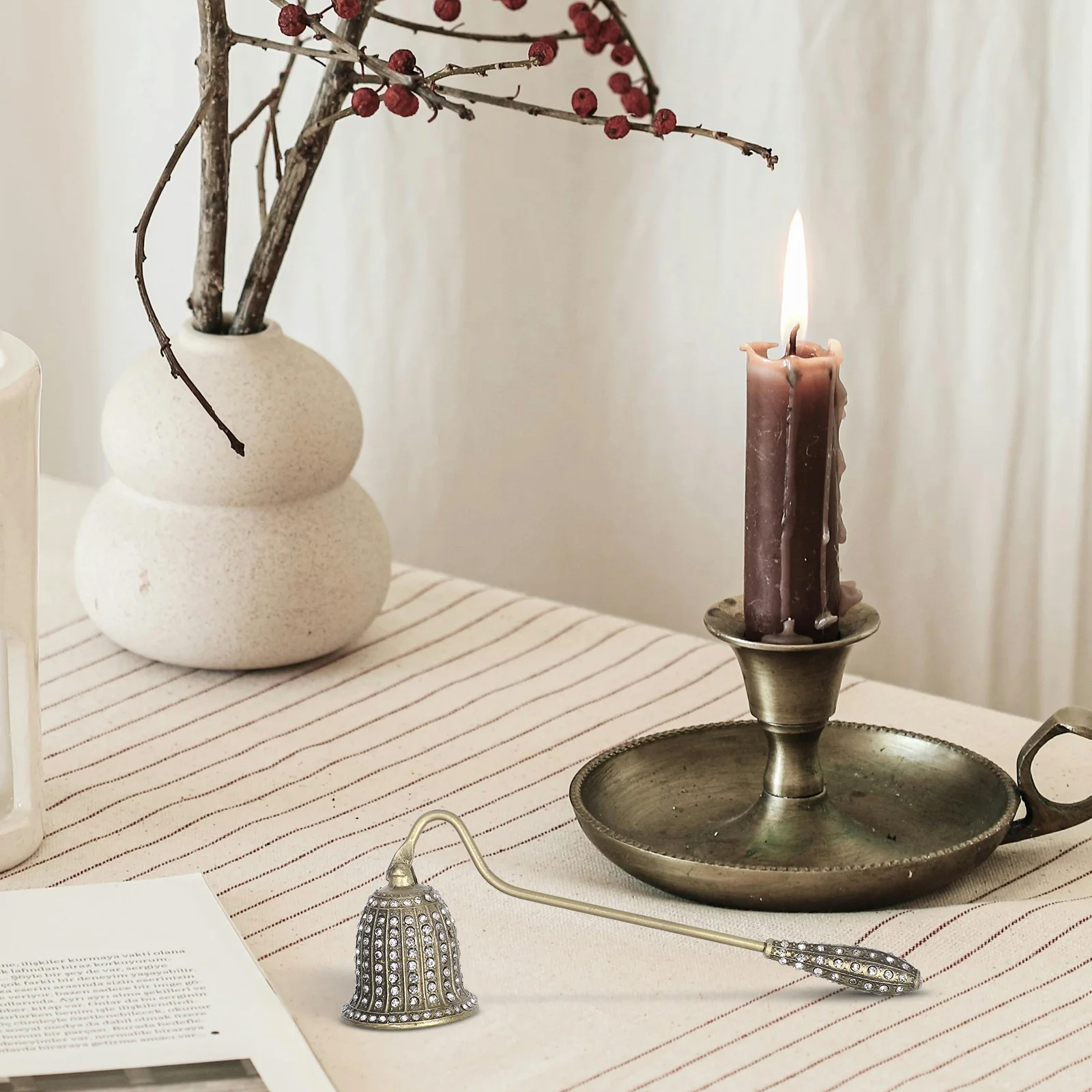 

Vintage Rhinestone Snuffer Metal Wick Extinguisher Long Handle Flame Tool For Pillar Jar Tea Lights Decor Accessory