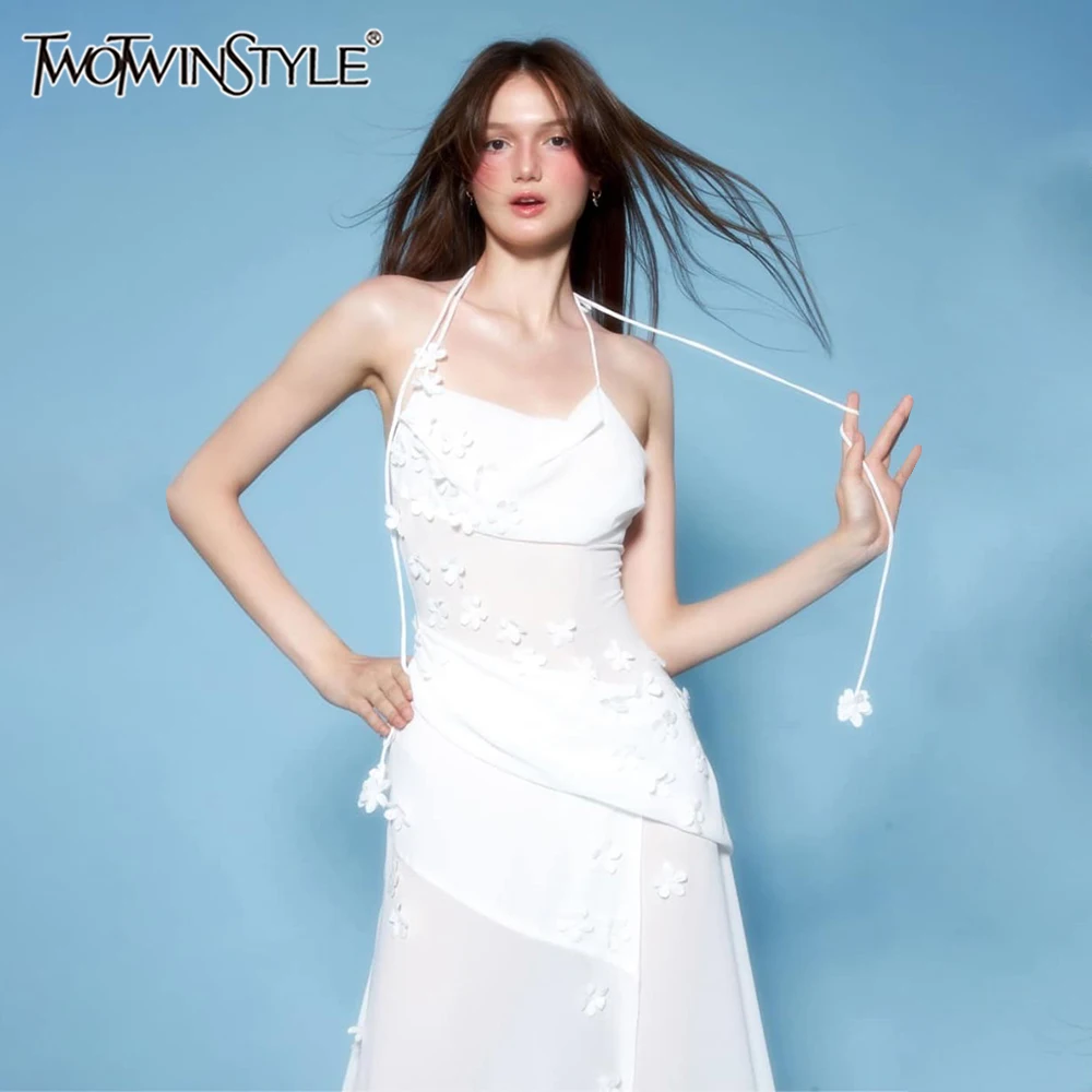 เดรสยาวทรงหรูหราประดับผ้าซีทรูแต่งแอพพลิเค่ แบรนด์ TWOTWINSTYLE สำหรับผู้หญิง สายคล้องคอ ไม่มีแขน ทรงไม่สมมาตร เสื้อผ้าผู้หญิงแบบใหม่