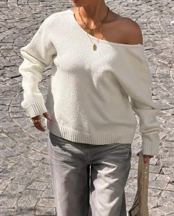 2025 Autumn and Winter Vacation Versatile Woolen Long Sleeved Sweater Women's Clothing