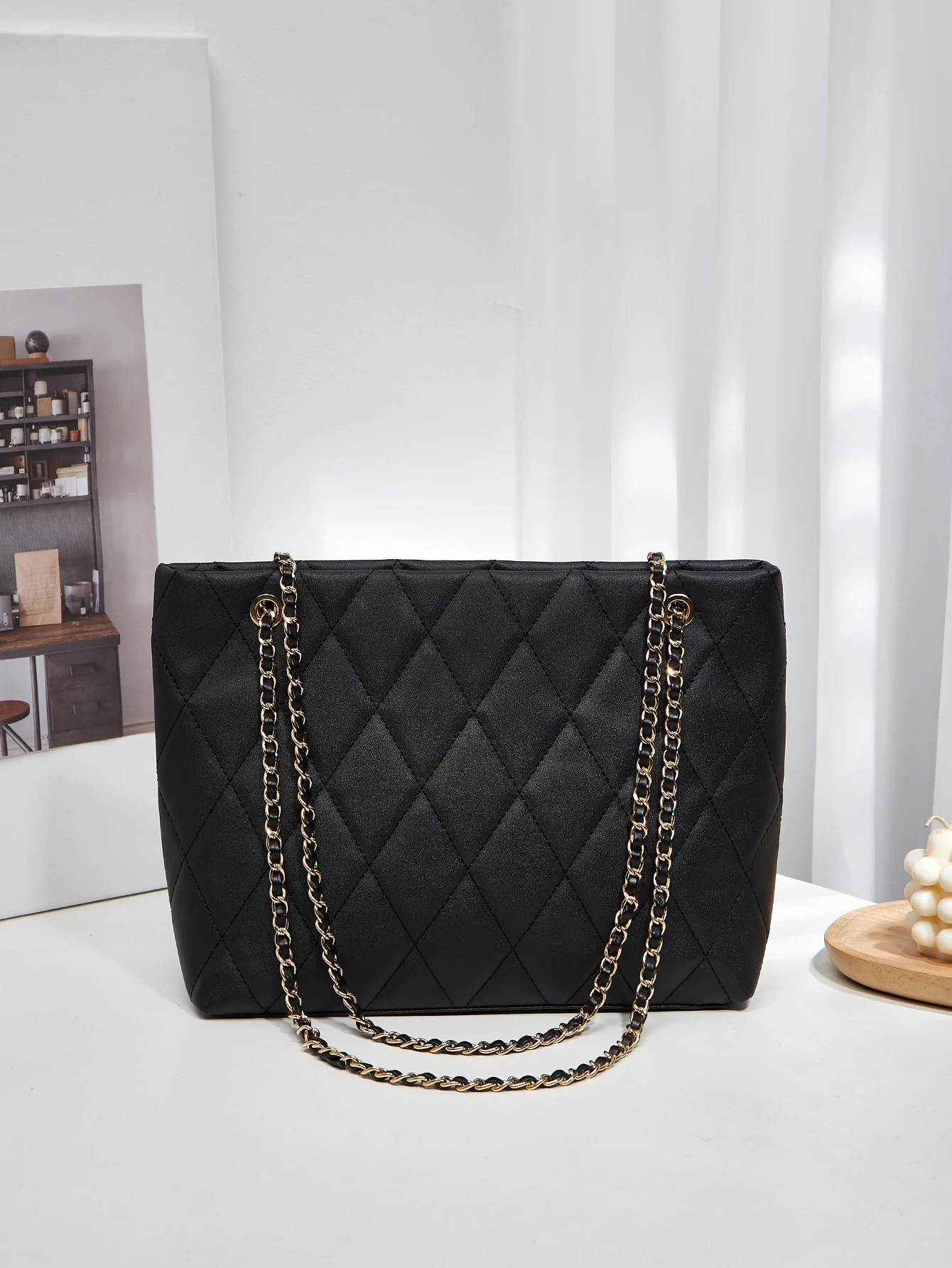 

High-End Textured Elegant Fashionable New Style Large-Capacity Versatile Women's Quilted Plaid Shoulder, Handheld & Tote Bag