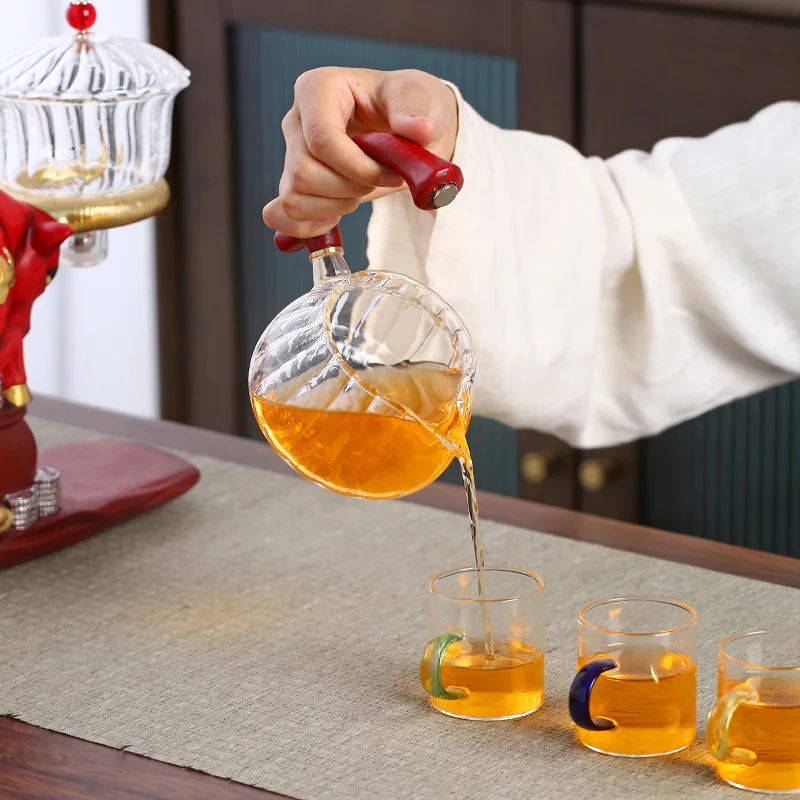 New Arrival Creative Fish Magnetic Teapot Glass Lazy Automatic Tea Making Household Pu'er Oolong Tea Set Infuser Drinking