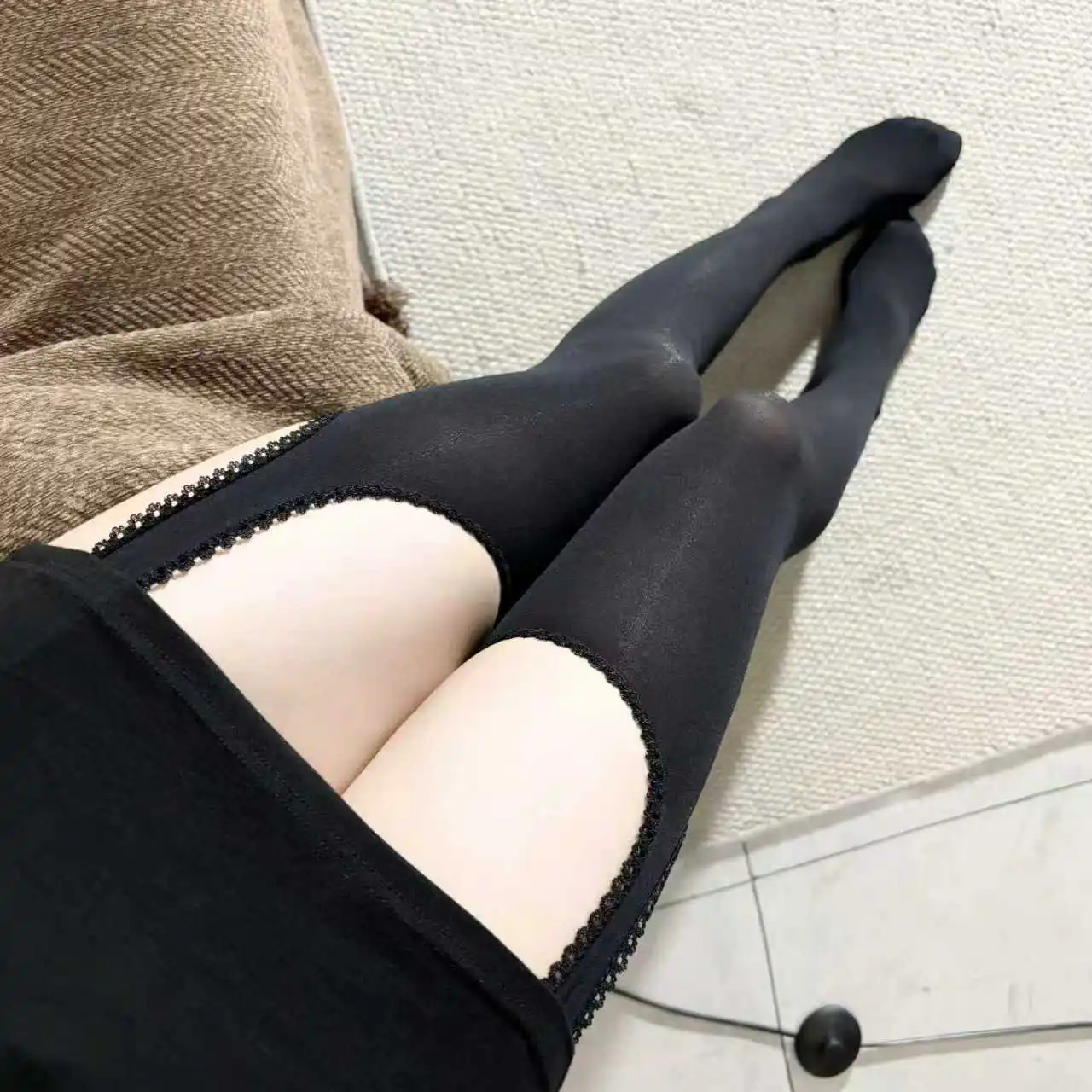 Women White Sexy Stockings with Belt Suspender Wide-banded Tights Lolita Thigh High Stockings with Garters Over The Knee Socks