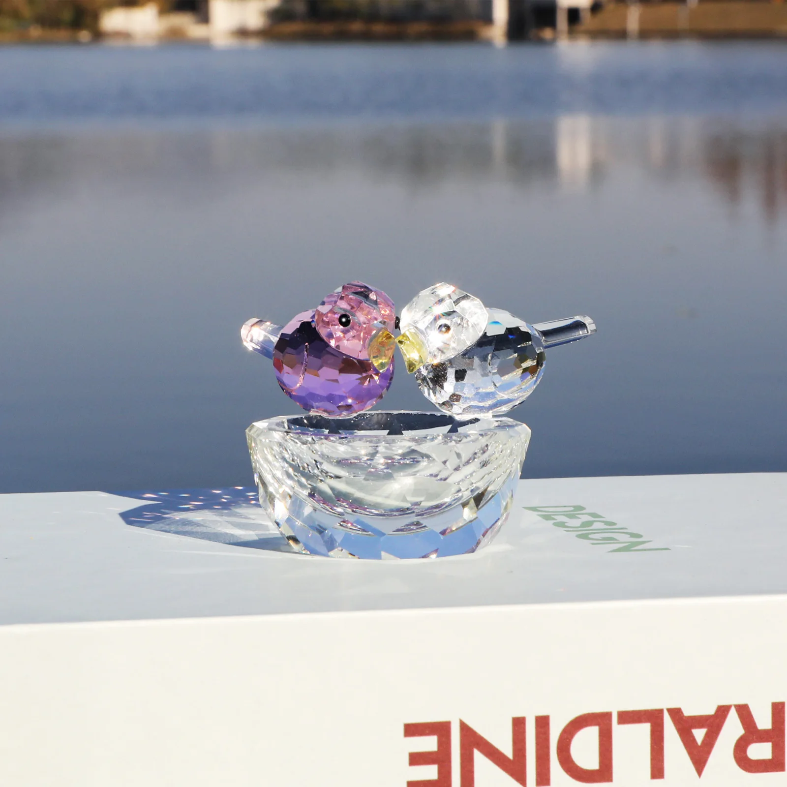 

Color Crystal Birds On The Bowl Figurine Collectible Art Glass Animal Ornament Table Wedding Home Decor Gift
