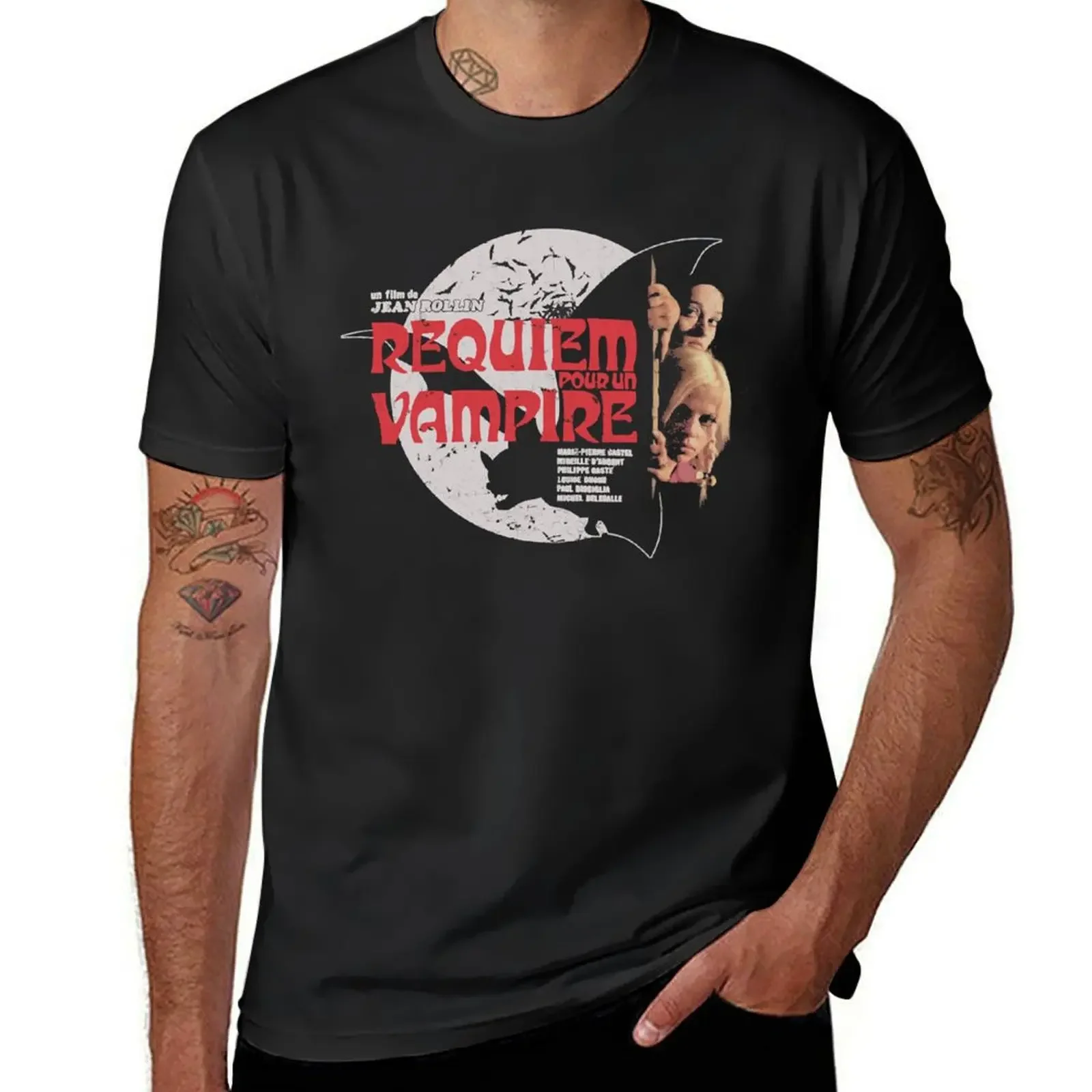 Requiem Pour Un Vampire Essential T-Shirt Short sleeve tee plus size tops mens t shirts