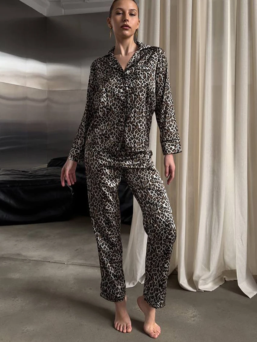 

Marthaqiqi Leopard Print Ladies Pajamas Set Turn-Down Collar Sleepwear Long Sleeve Nightgowns Pants Casual Female Nightwear Suit